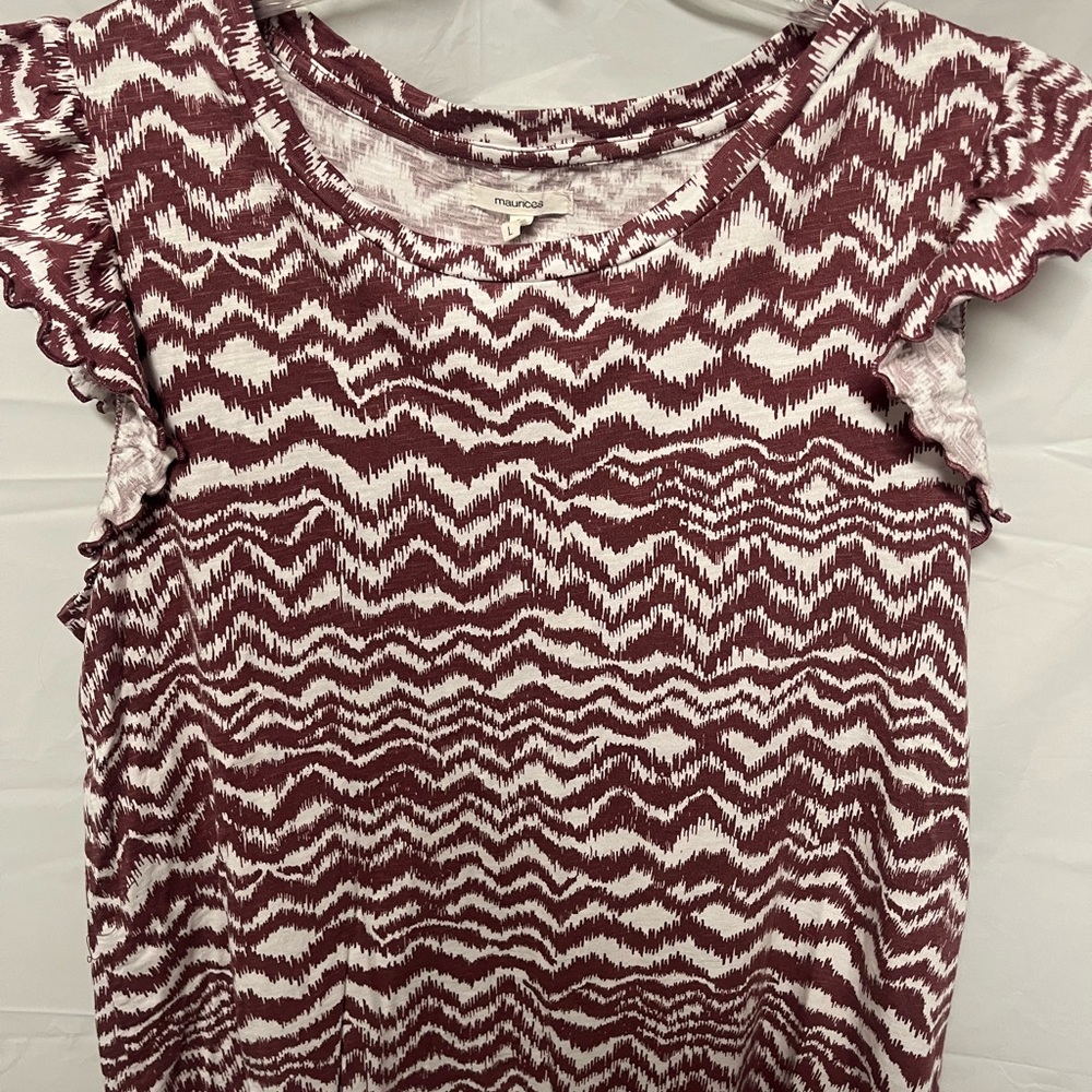 Maurices Zigzag Maroon and White Blouse